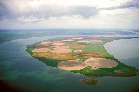 Aerial view of the Big Bend: a 180 degree turn in the river